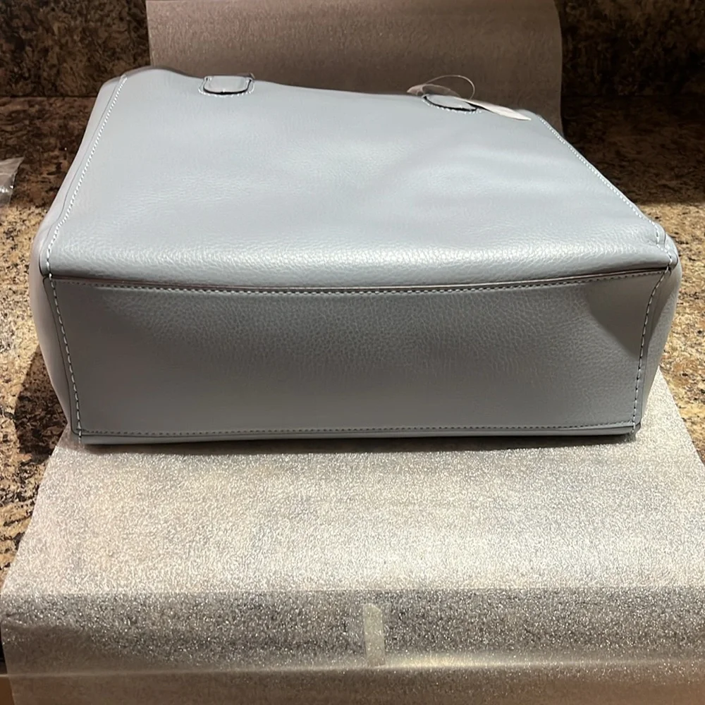 Coach Derby Tote In Mist - Picture 6 of 10